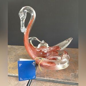 Elegant Murano Italy Glass Swan Sculpture